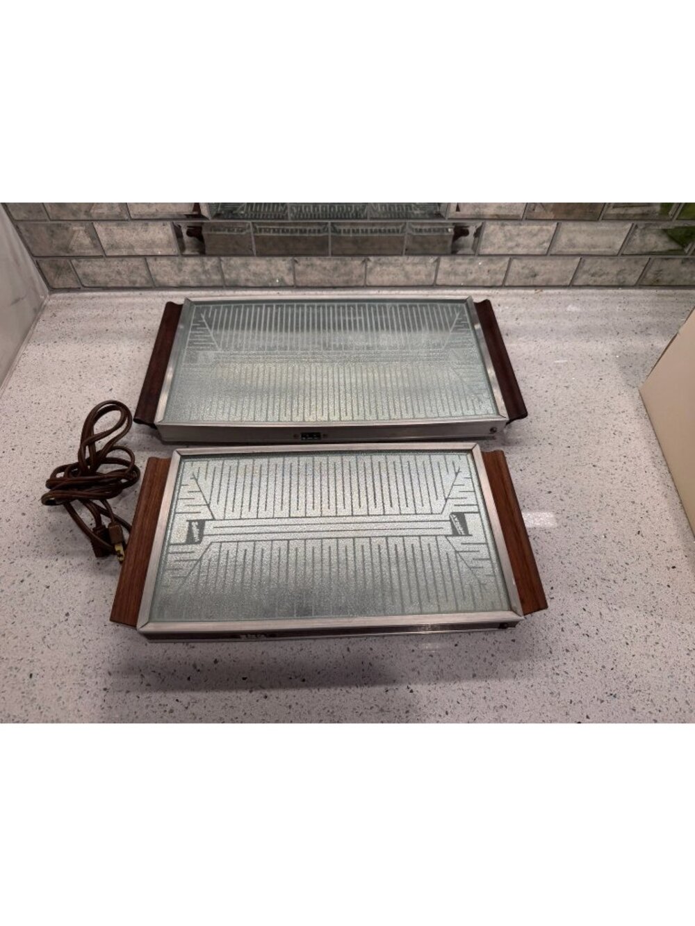 VTG MCM Salton Hot Tray Model H-110 H-122 Gourmet Automatic Food Warmer Set Of 2